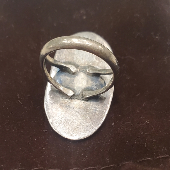 Vintage Navajo Sterling Silver Ring - Picture 3 of 5